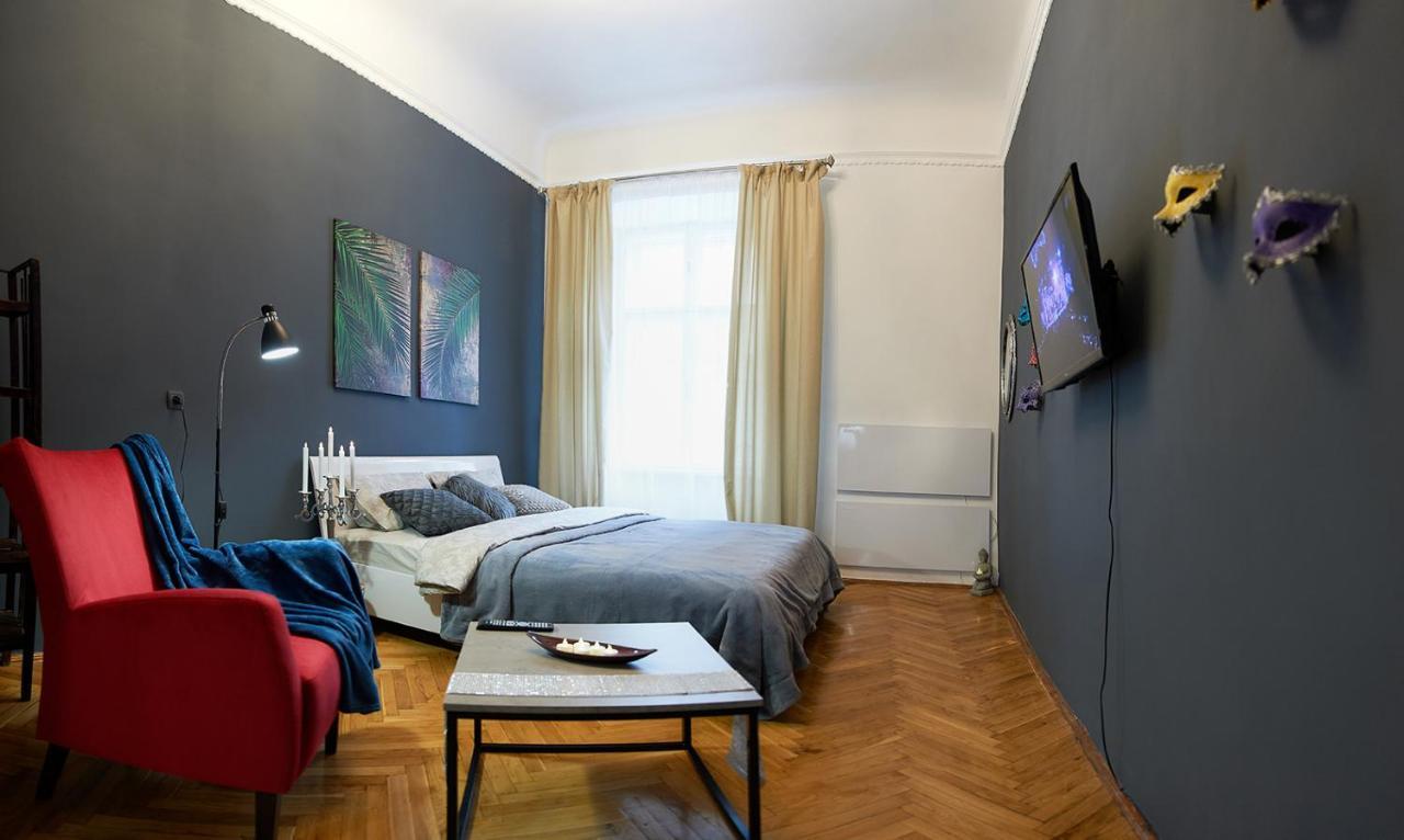Stylish Apartments In The Center Lviv Eksteriør bilde