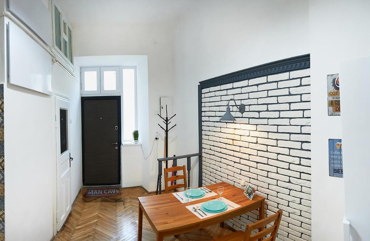 Stylish Apartments In The Center Lviv Eksteriør bilde